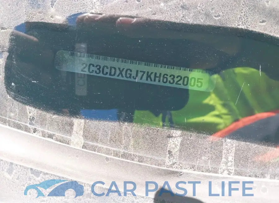 2C3CDXGJ7KH632005# 9