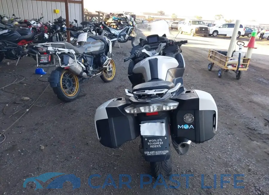 WB10A1300HZ399804# 6