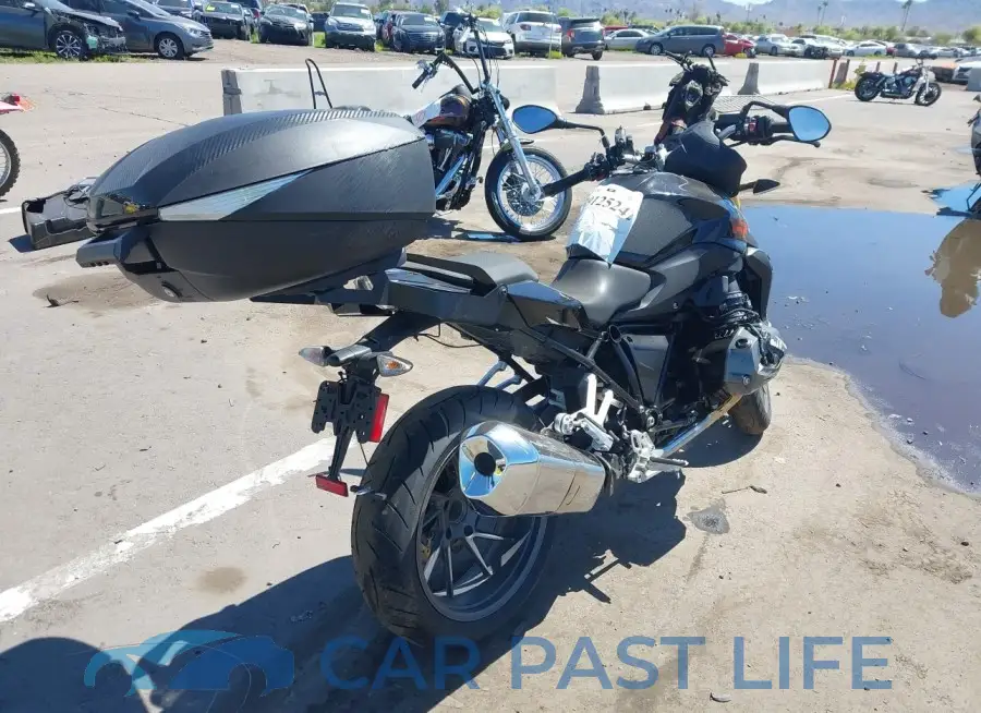 WB10J7303N6F65087# 4