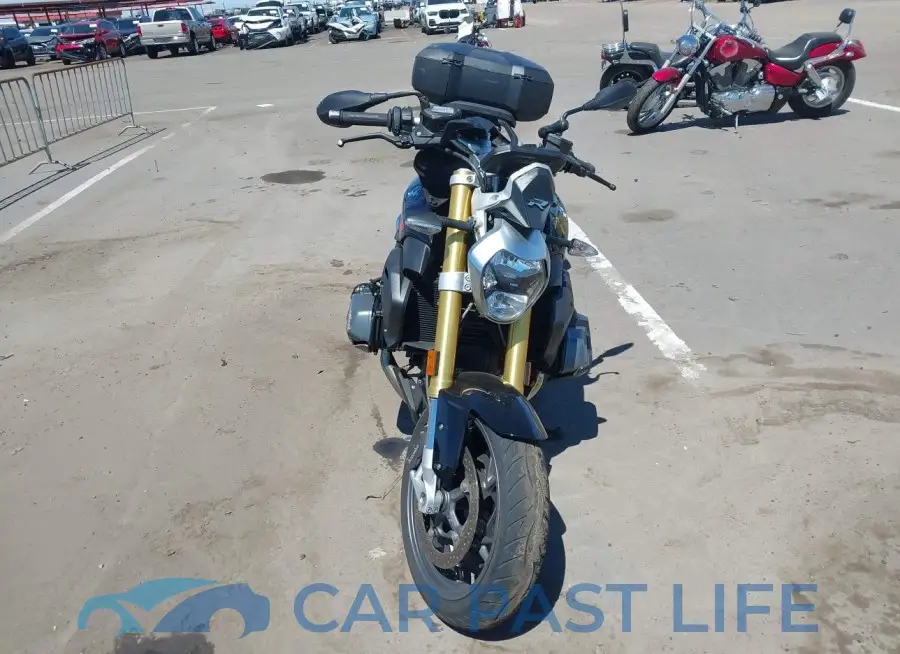 WB10J7303N6F65087# 5