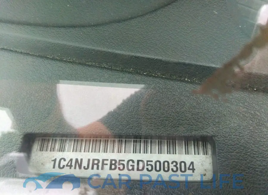 1C4NJRFB5GD500304# 9
