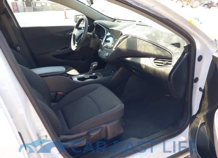 1G1ZG5ST3NF193247# 5