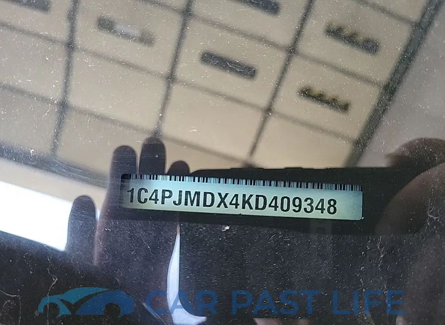 1C4PJMDX4KD409348# 11