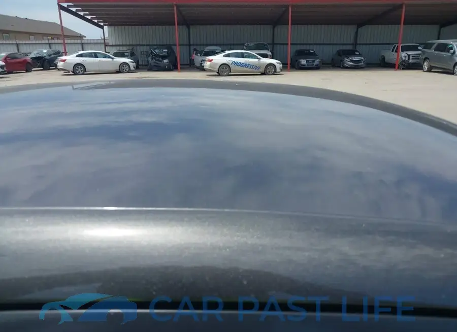 2C3CDXHGXFH886087# 14
