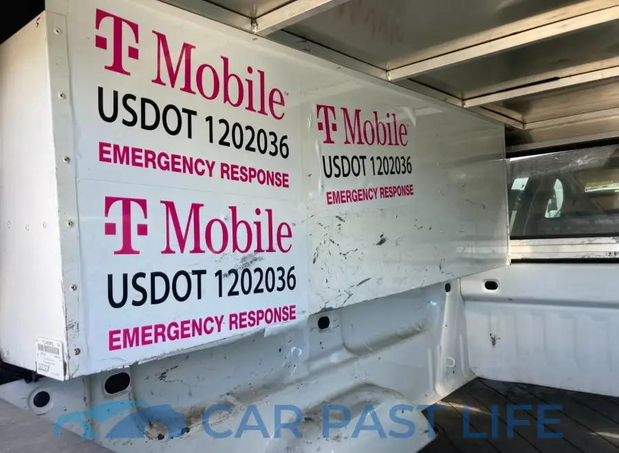 1GC2KUEG9JZ315120# 21