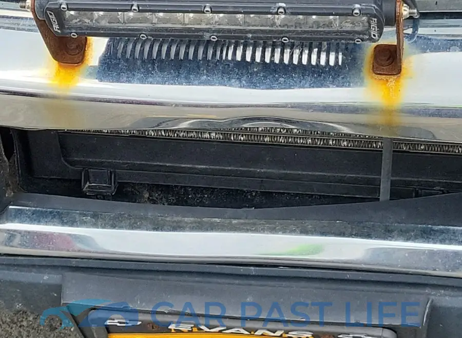 1GC2KUEG9JZ315120# 8