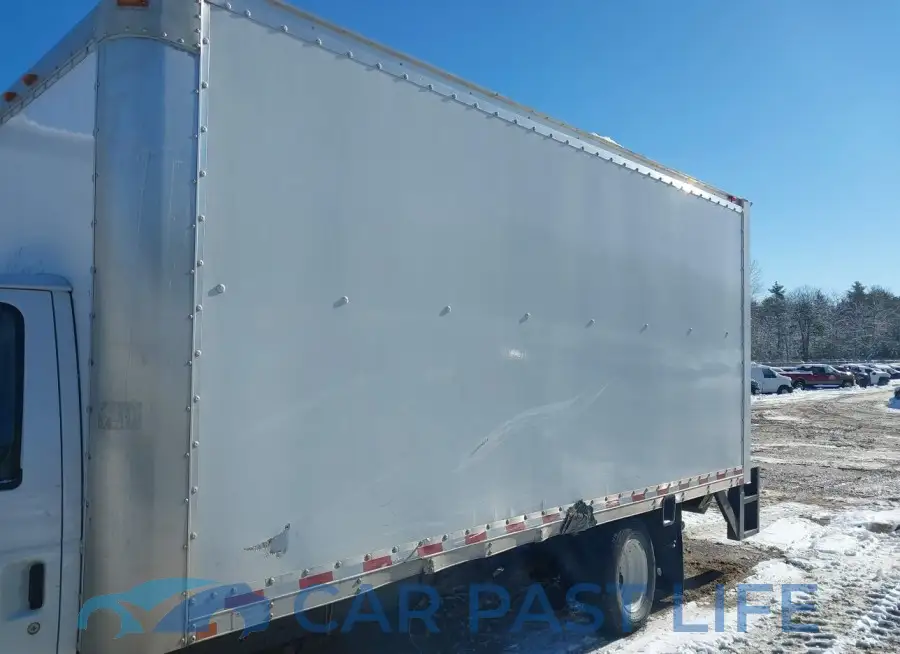 1FDXE4FS0KDC02568# 7