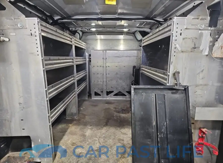 1FTYE1YM2JKA26560# 17