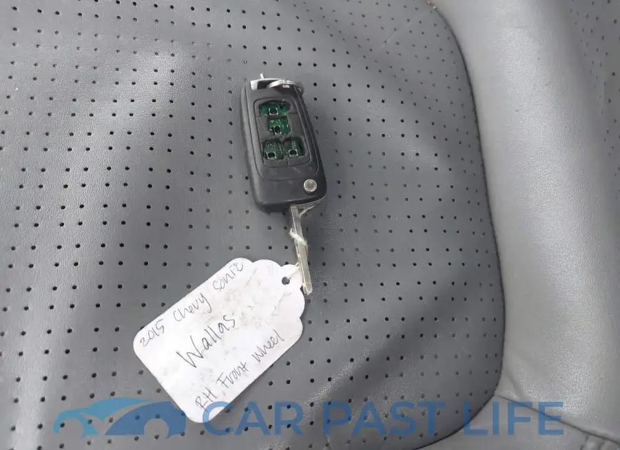 1G1JE6SB8F4124714# 11