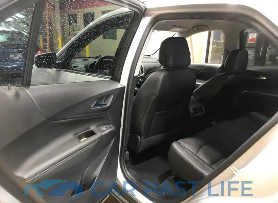 2GNAXNEV5L6200473# 1