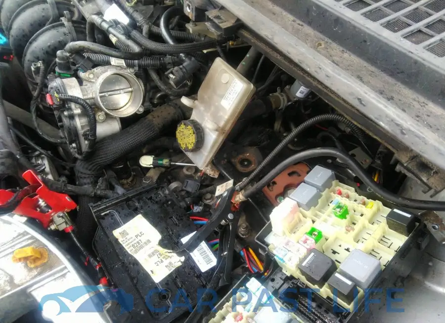 1FMCU0G70FUA05040# 13