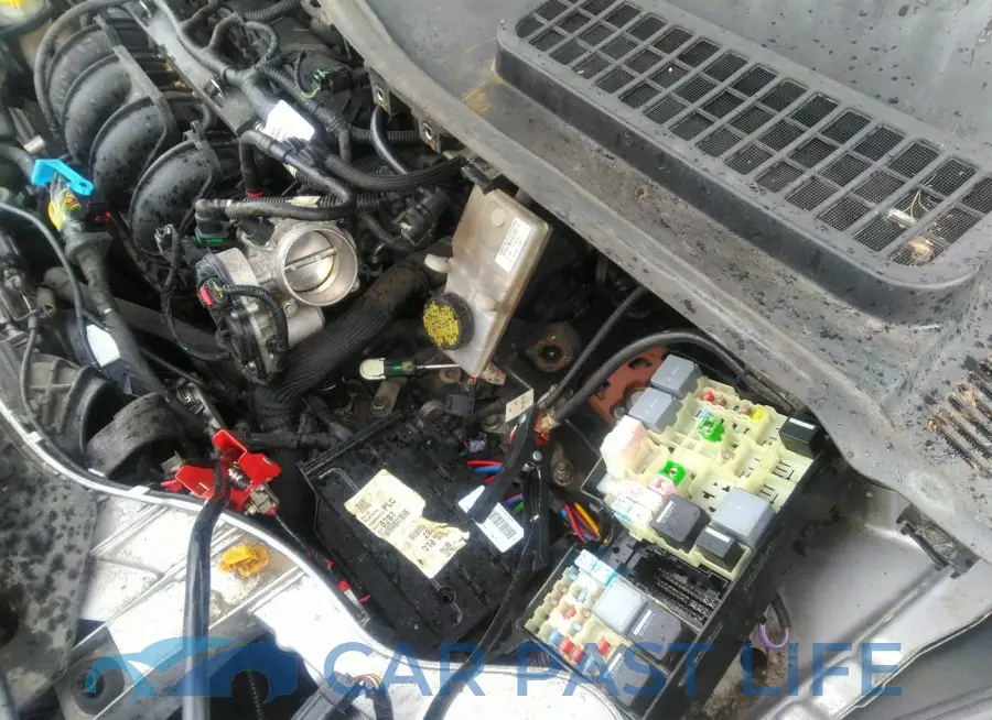 1FMCU0G70FUA05040# 6