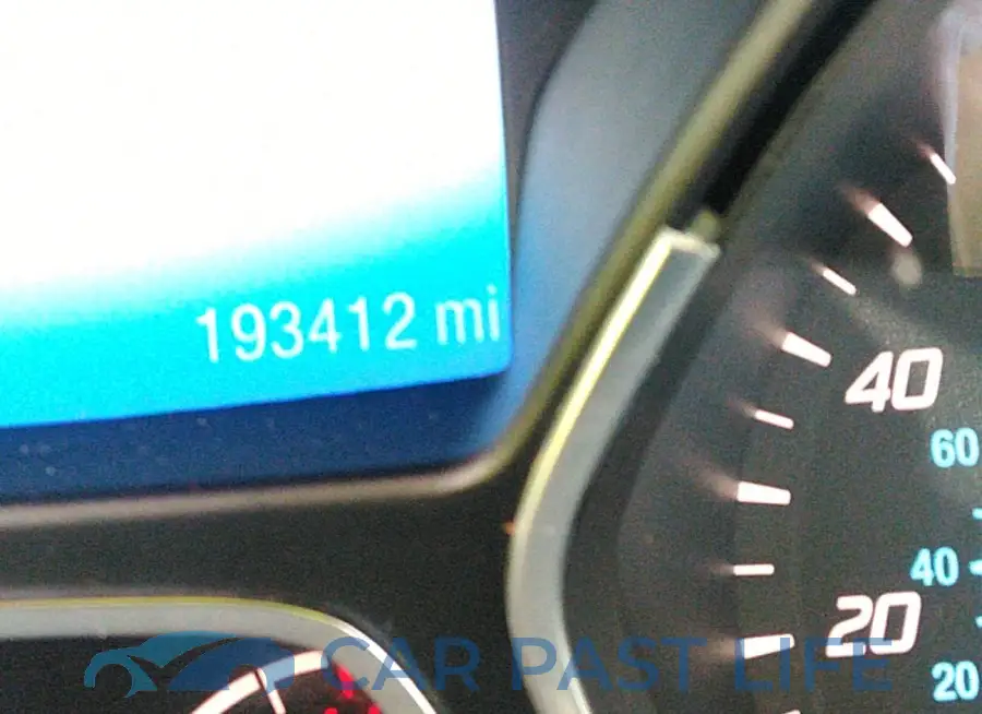 1FMCU9GX2EUD86196# 15
