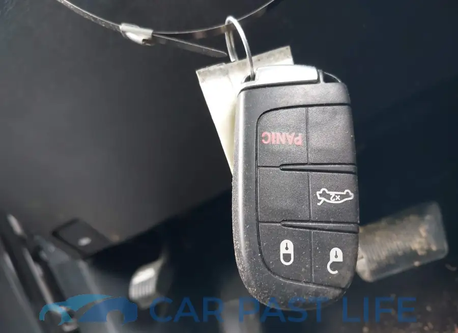 2C3CDZAG4JH131306# 11