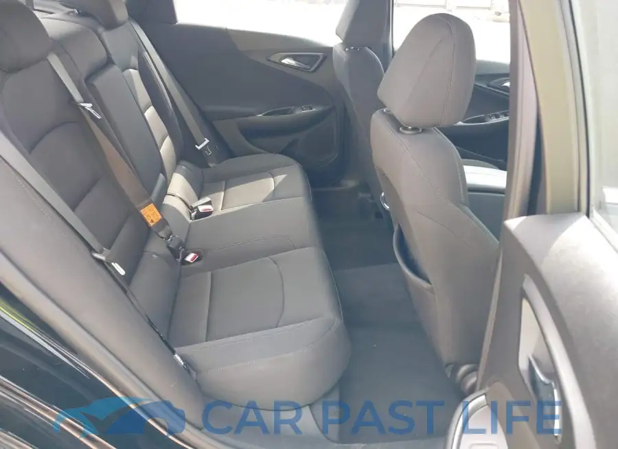 1G1ZD5ST8PF178528# 8