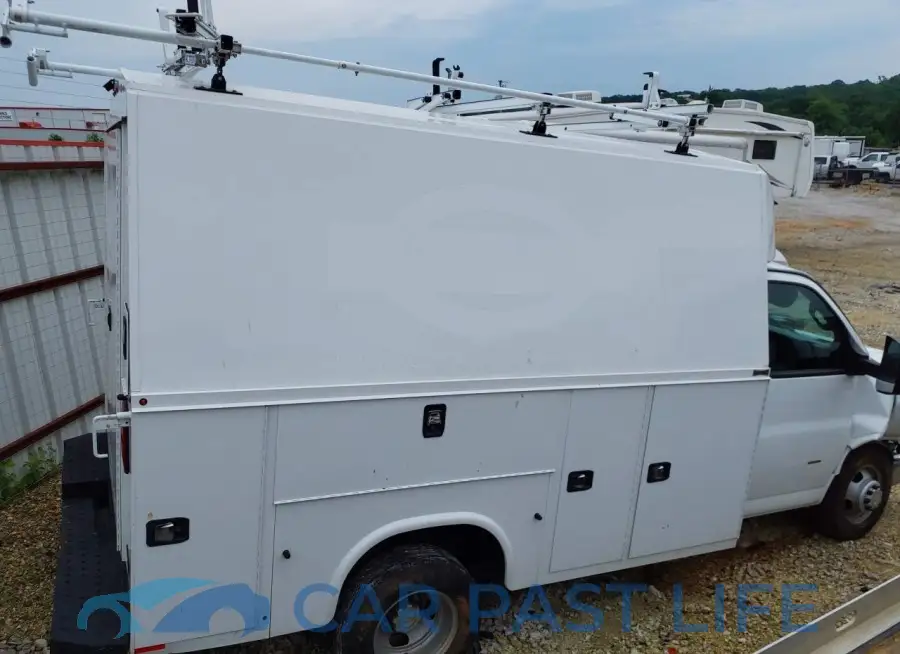 1GB3GRF74N1211130# 17