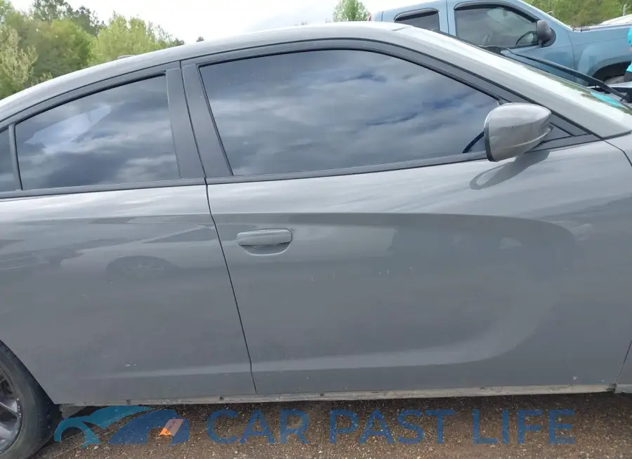 2C3CDXHG4KH512522# 13
