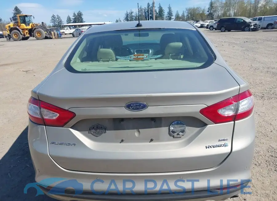 3FA6P0LU5GR196747# 16