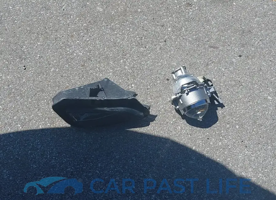 1G1BE5SM3H7157668# 12