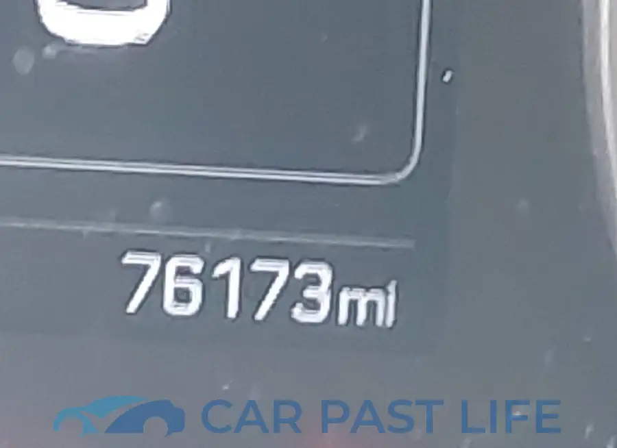 5NPD84LFXJH366697# 15
