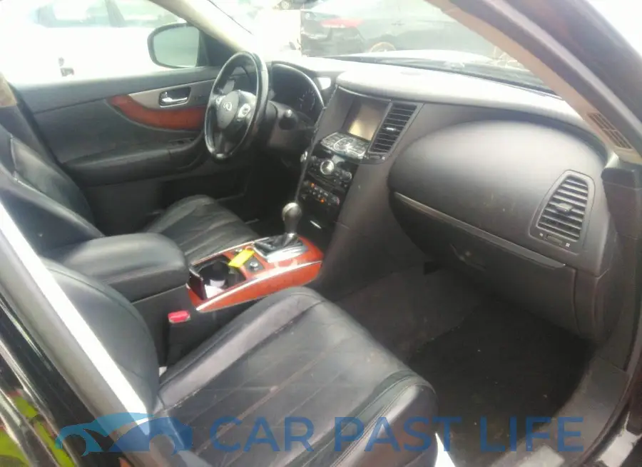 JN8CS1MW0EM411544# 5
