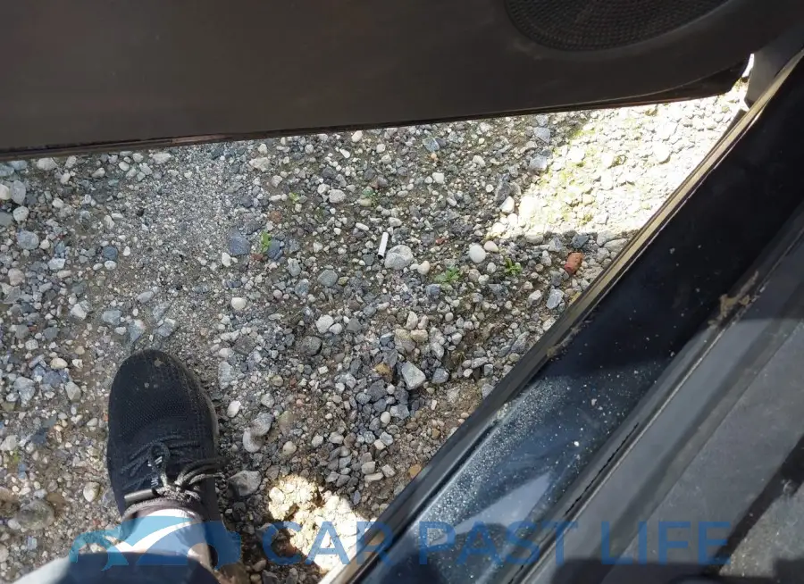 1FMCU9G92EUD81436# 11