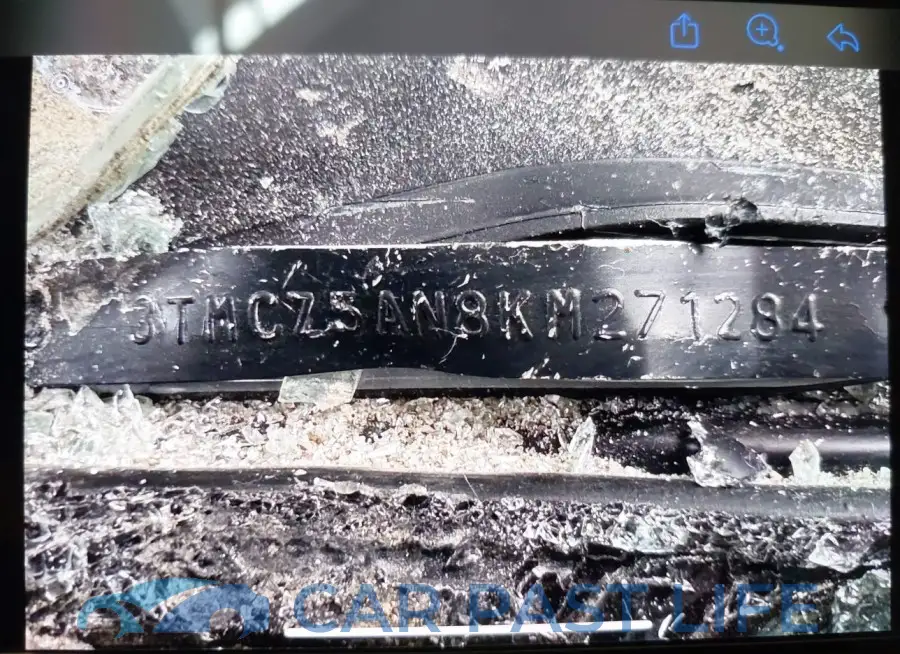 3TMCZ5AN8KM271284# 9