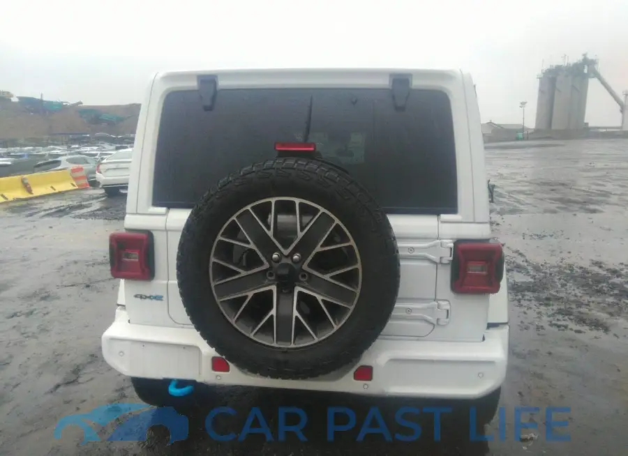 1C4RJXU61RW175511# 16