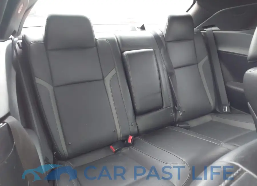 2C3CDZAG5JH183947# 8
