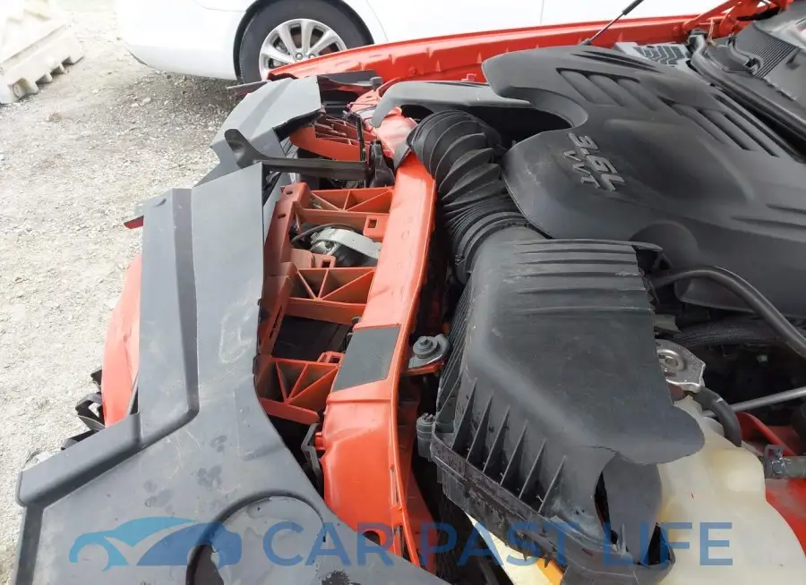 2C3CDZAG5JH183947# 18