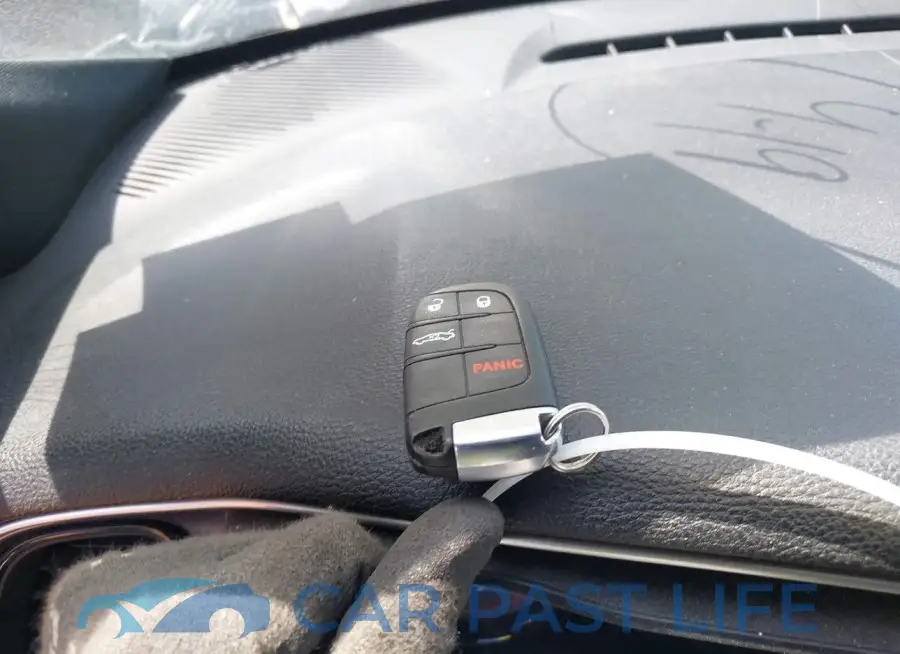 2C3CDZBT8JH196039# 11