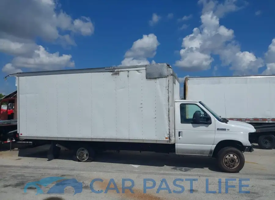 1FDXE4FS4HDC17275# 16