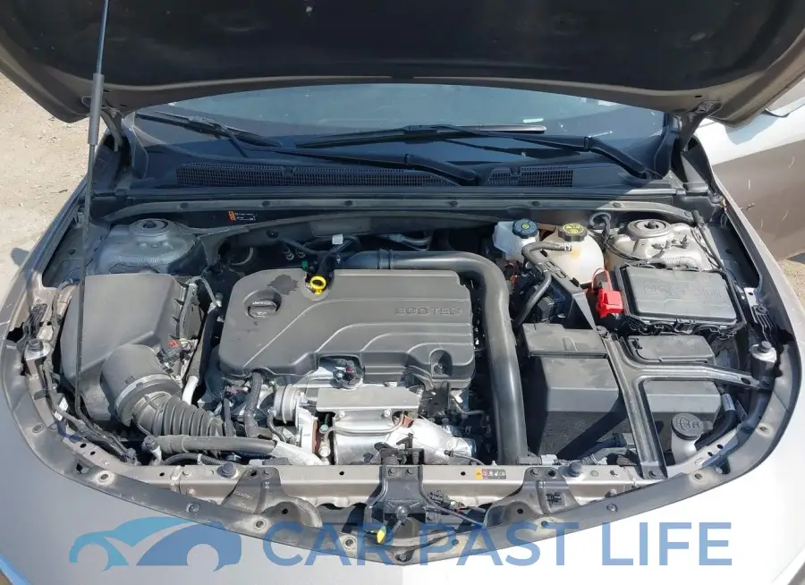 1G1ZD5ST3PF240983# 10