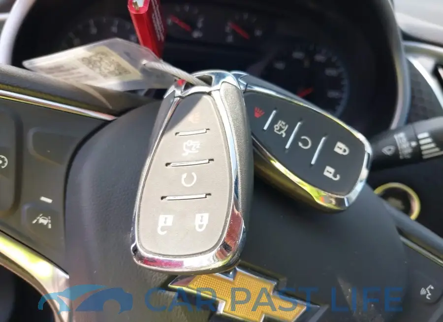 1G1ZD5ST3PF240983# 11