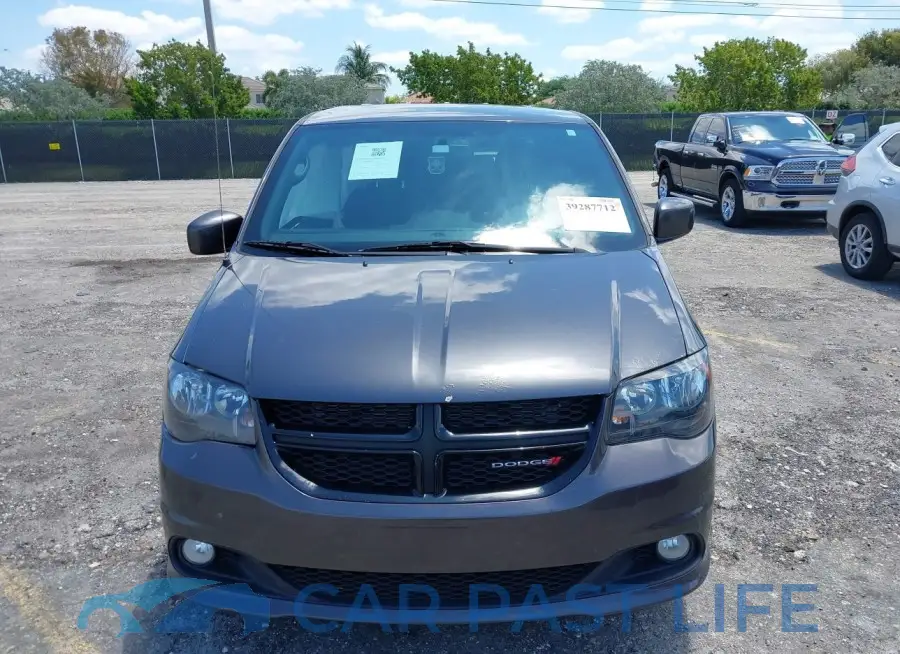 2C4RDGBG8JR221884# 12