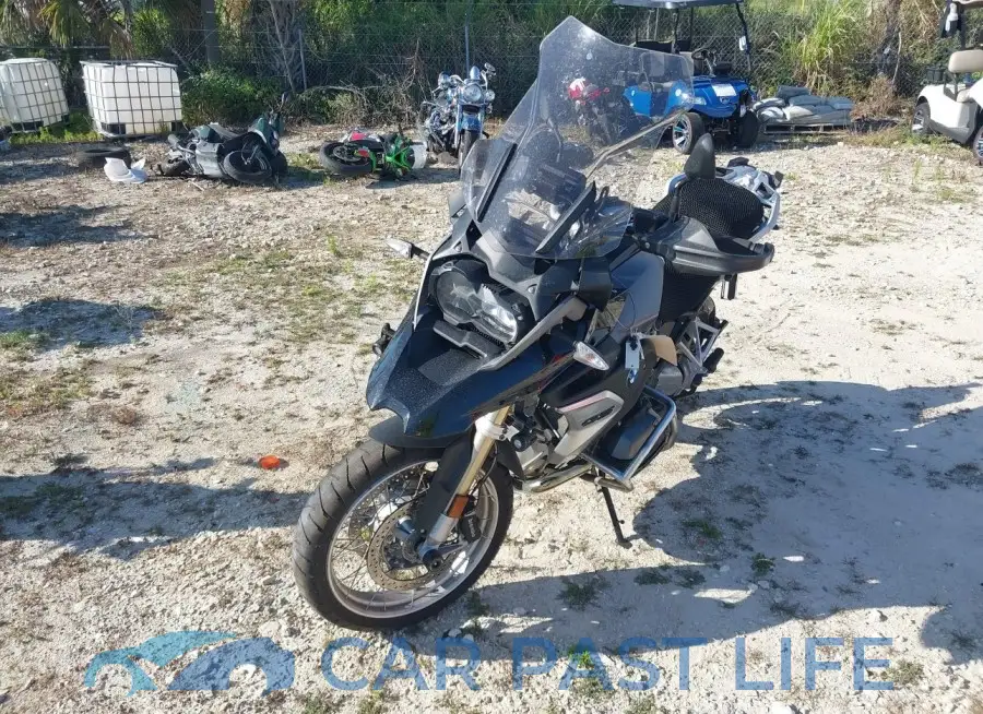 WB10A6101JZ657043# 5