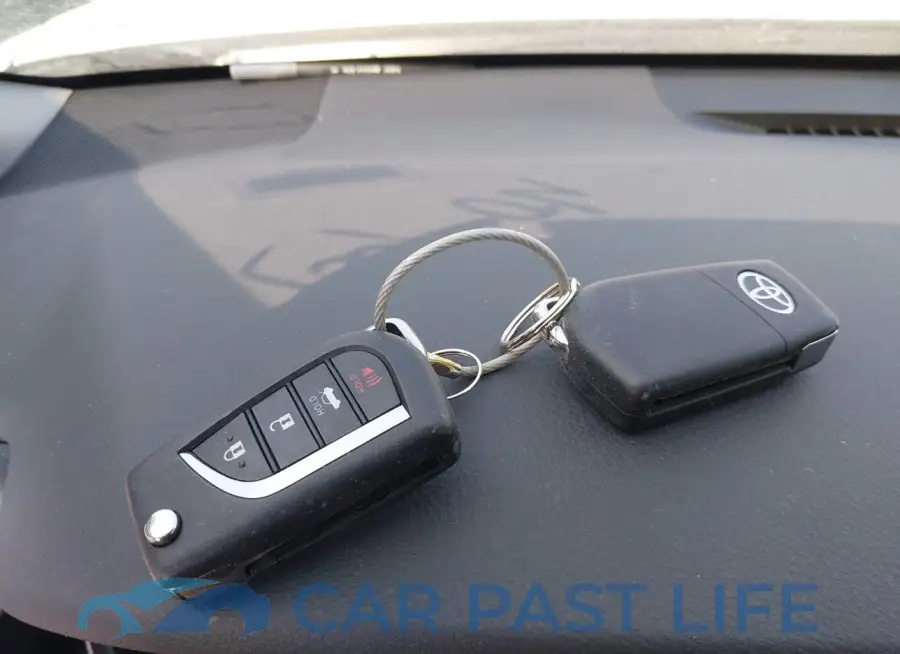 4T1G11AK1RU860217# 11