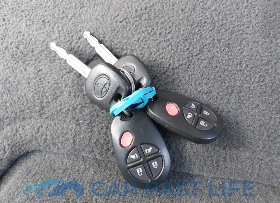 5TDKK3DC3GS712020# 11