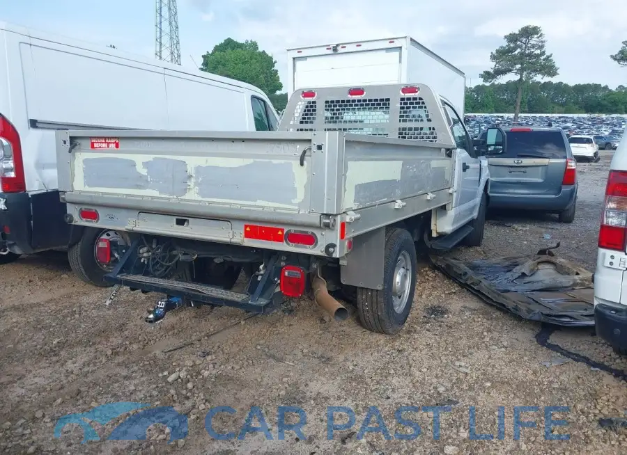 1FDBF2A63HEC81792# 4