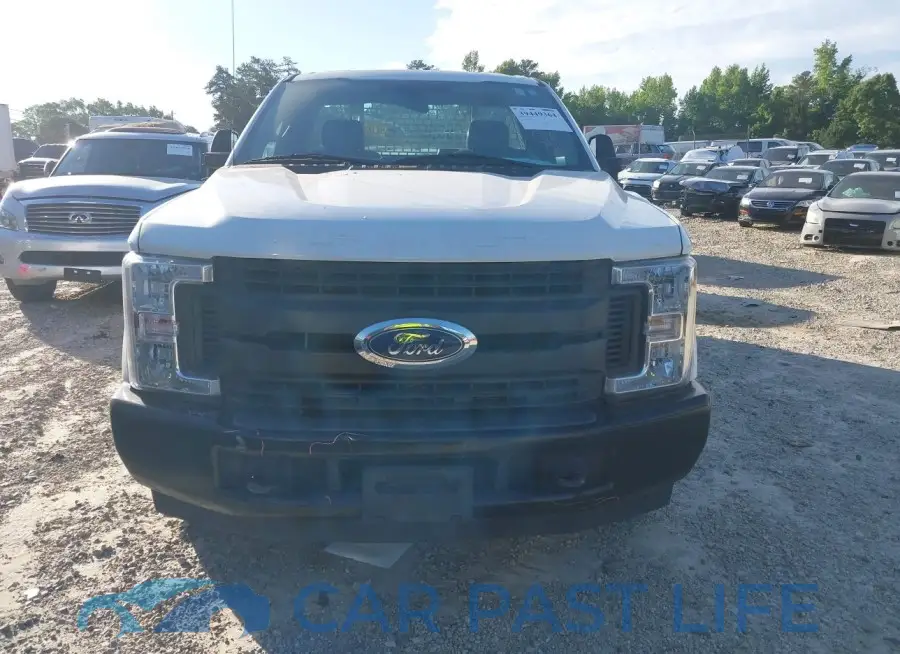 1FDBF2A63HEC81792# 12