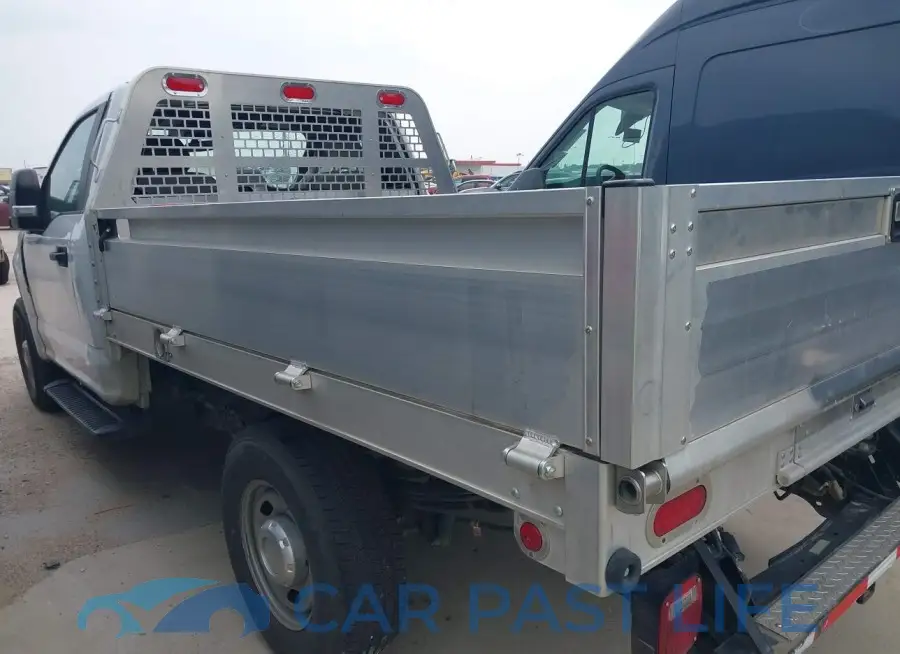1FDBF2A6XNED47752# 14