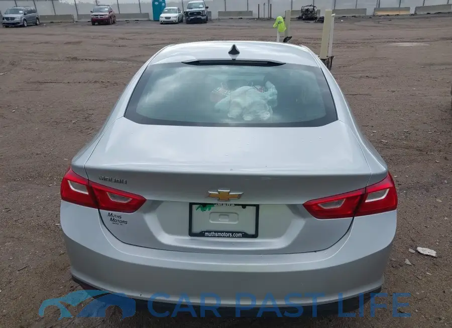 1G1ZC5ST7JF163027# 15