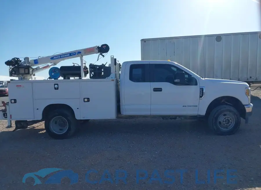 1FD8X3HT3KED48245# 13