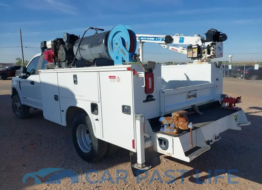 1FD8X3HT3KED48245# 3