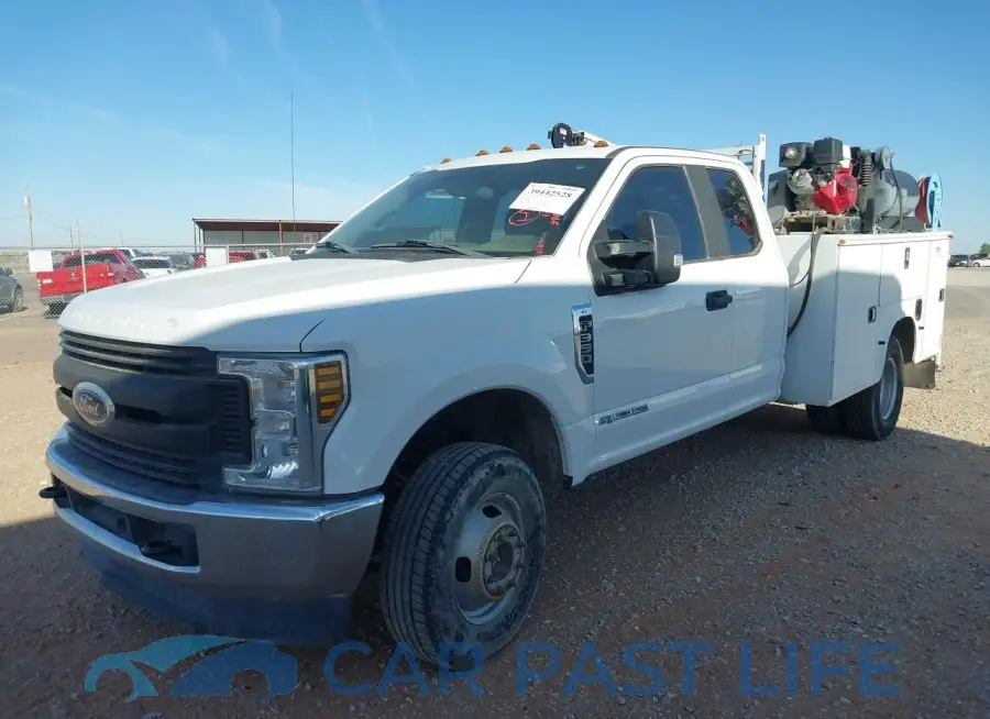 1FD8X3HT3KED48245# 2