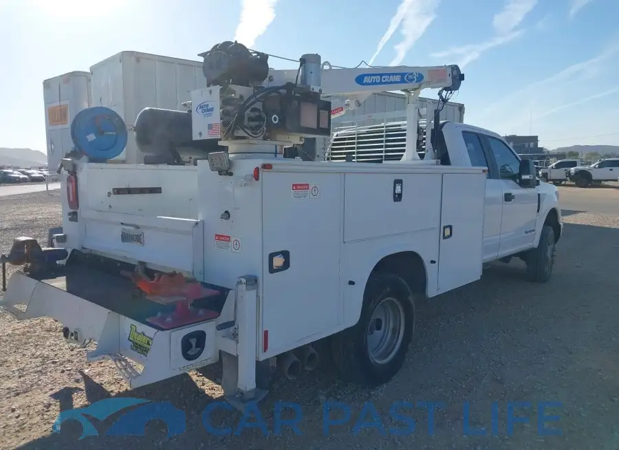 1FD8X3HT3KED48245# 4