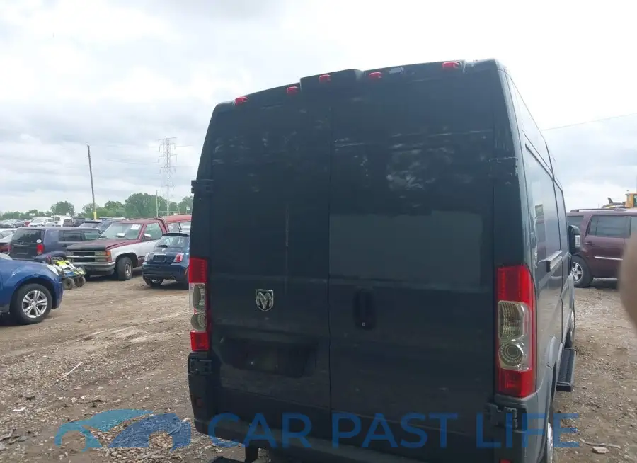 3C6TRVDG5JE161418# 15