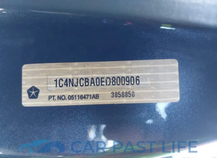 1C4NJCBA0ED800906# 9