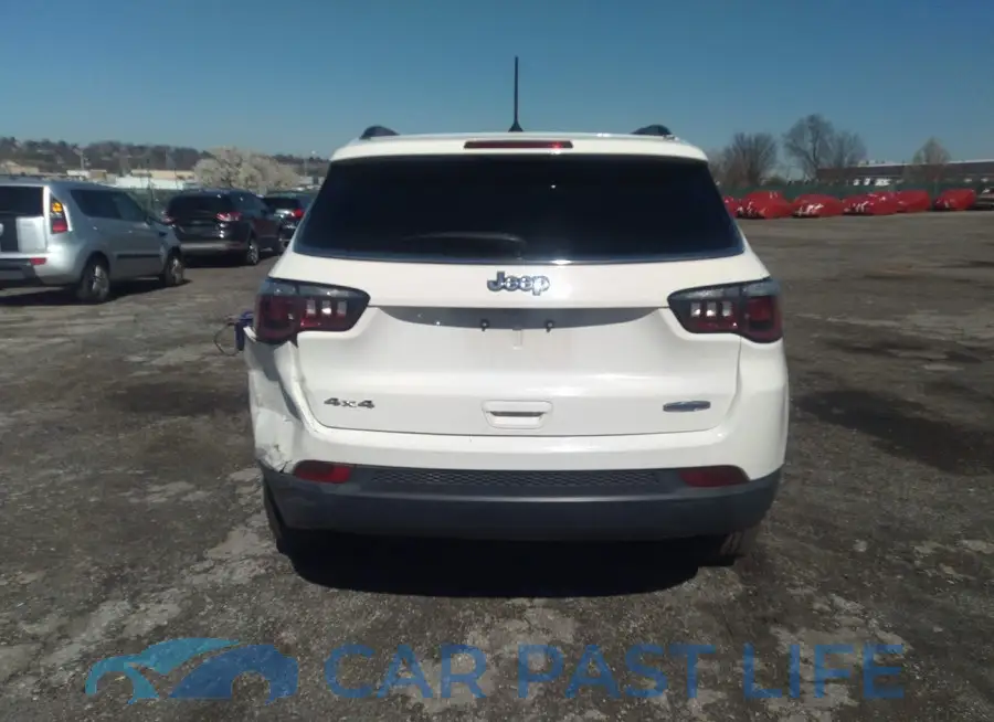 3C4NJDBB7JT144318# 16
