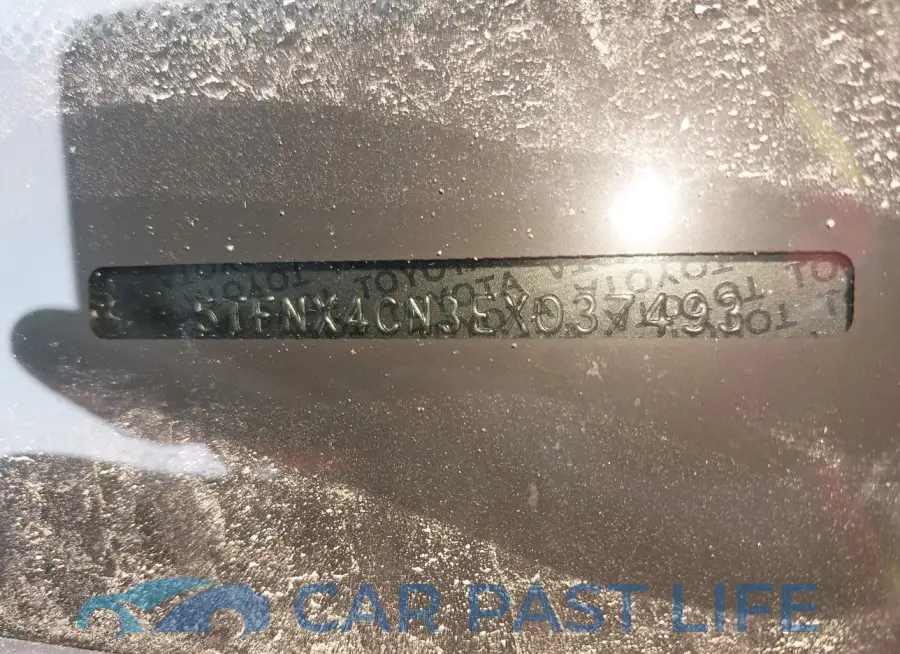 5TFNX4CN3EX037493# 9
